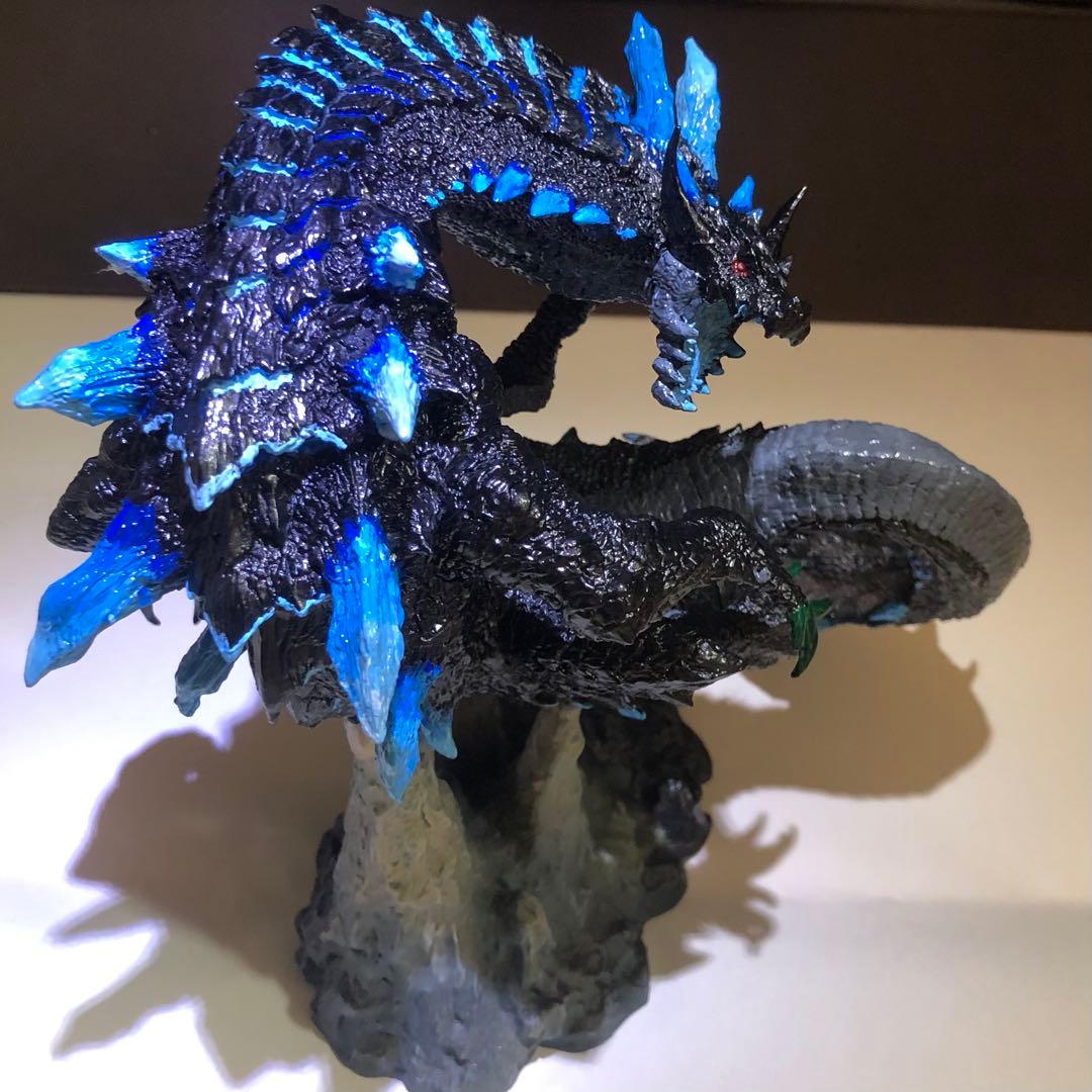塗装済み ラギアクルス希少種 クリエイターズモデル フィギュア