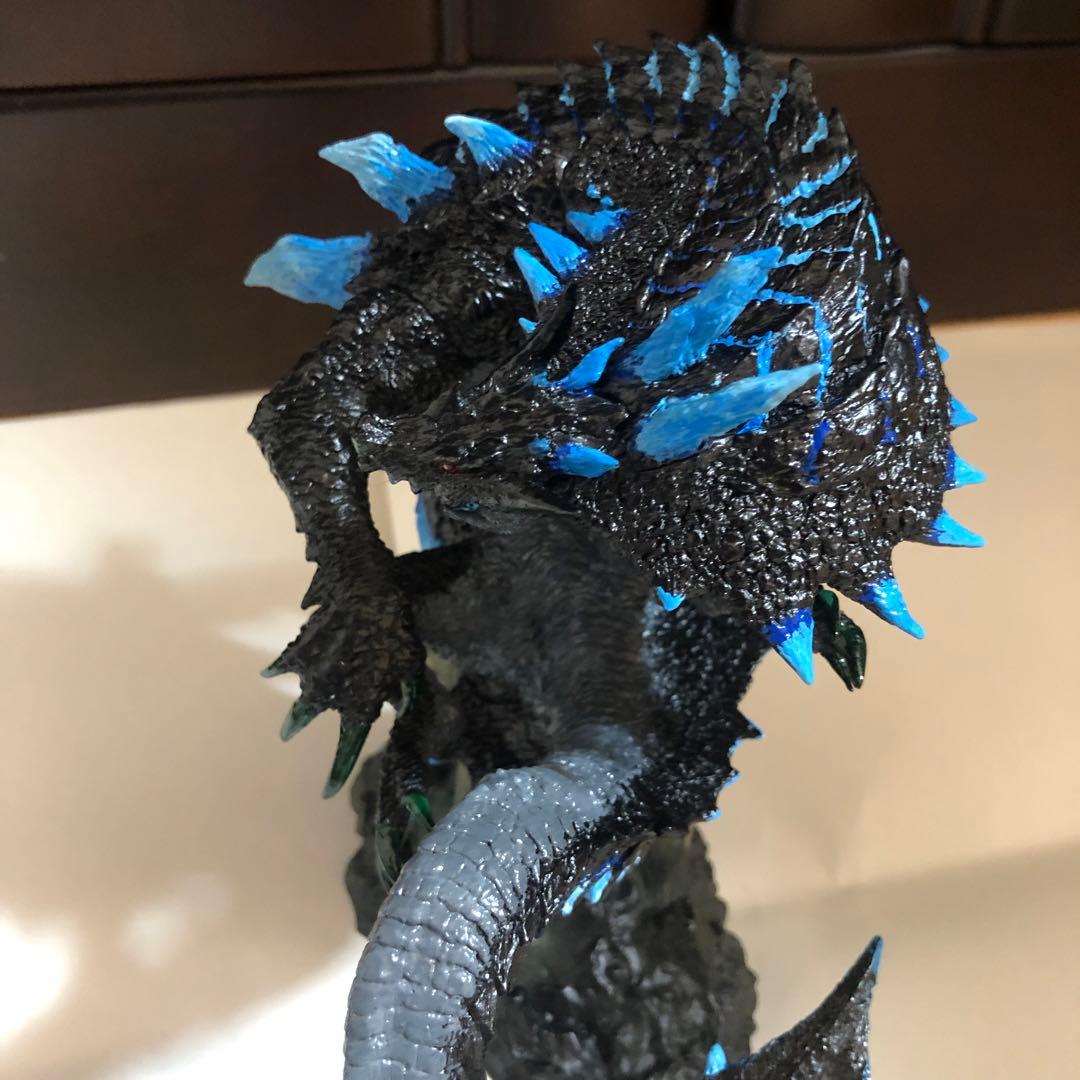 塗装済み ラギアクルス希少種 クリエイターズモデル フィギュア