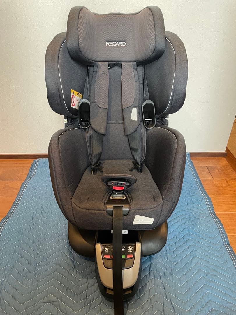 RECARO チャイルドシート サリアエリート