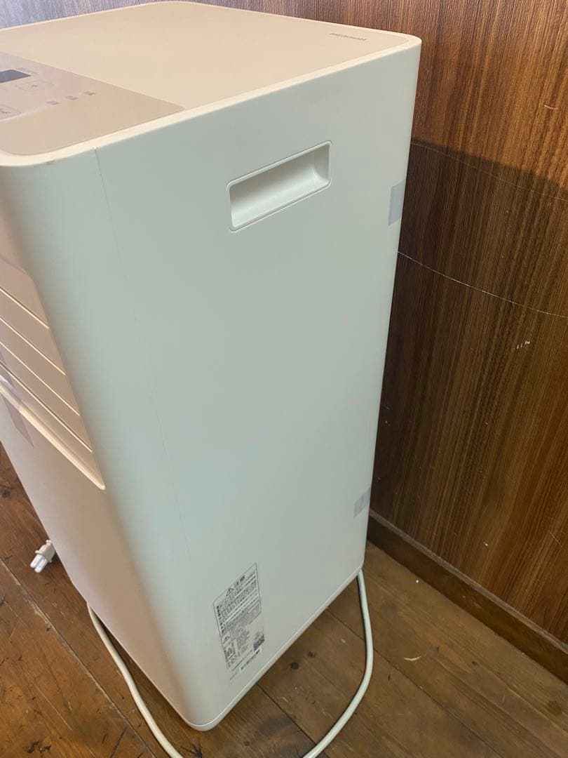 完全未使用品！アイリスオーヤマ　ポータブルクーラー　IPA-2325S 冷房機器