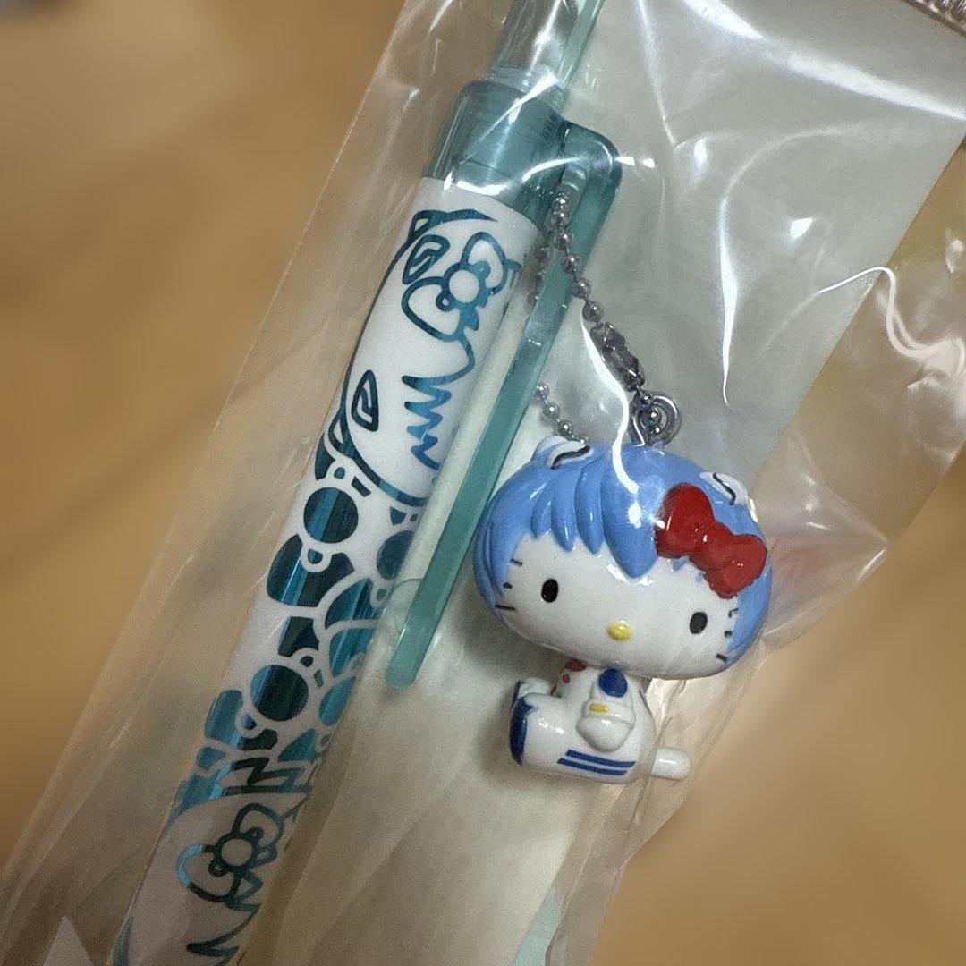 ハローキティ エヴァンゲリオン　ボールペン