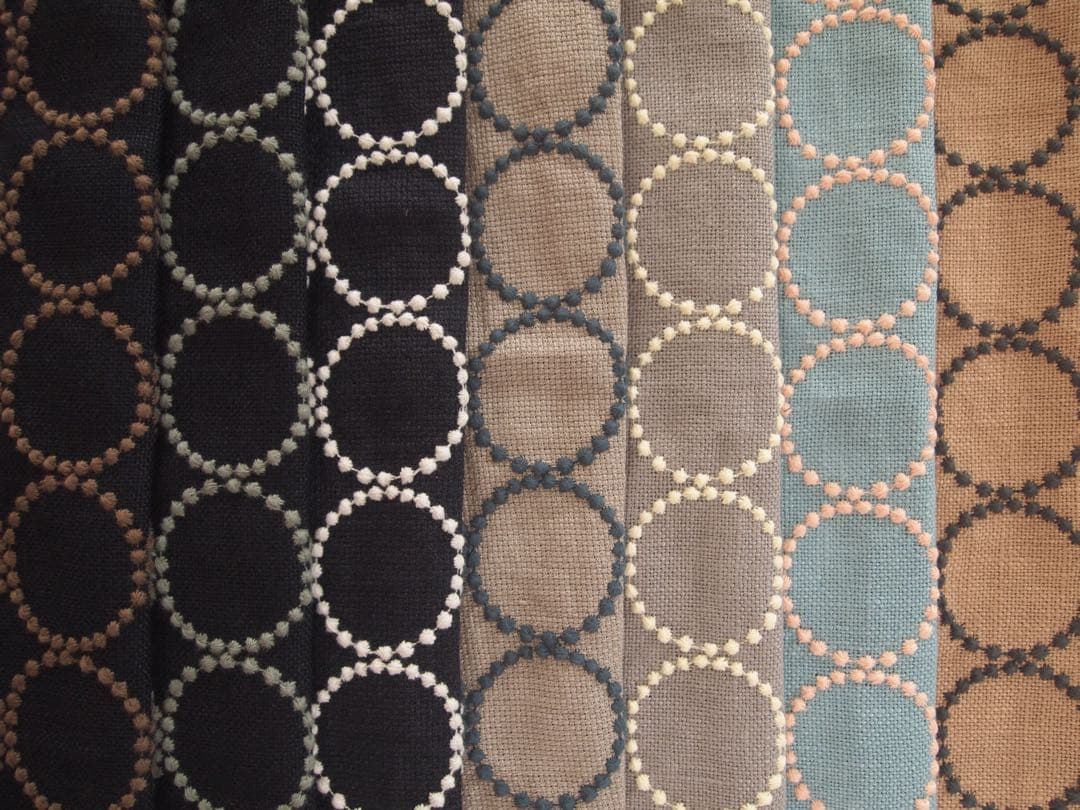 ミナペルホネン ハンドメイド スツール タンバリン 生地 リネン ベンチ 椅子