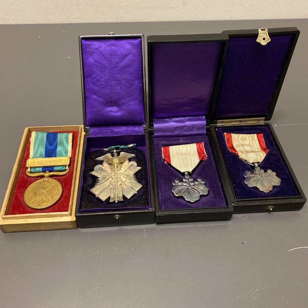 七級・八級金鵄勲章 勲章