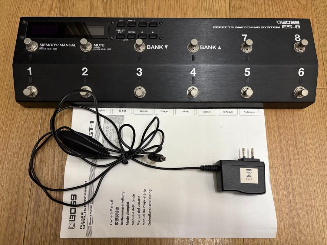 BOSS ES-8 プログラマブルスイッチャー