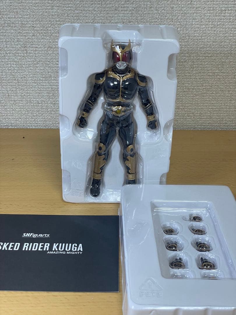 【美品2体セット】真骨彫フィギュアーツ 仮面ライダークウガ アメイジングマイティ
