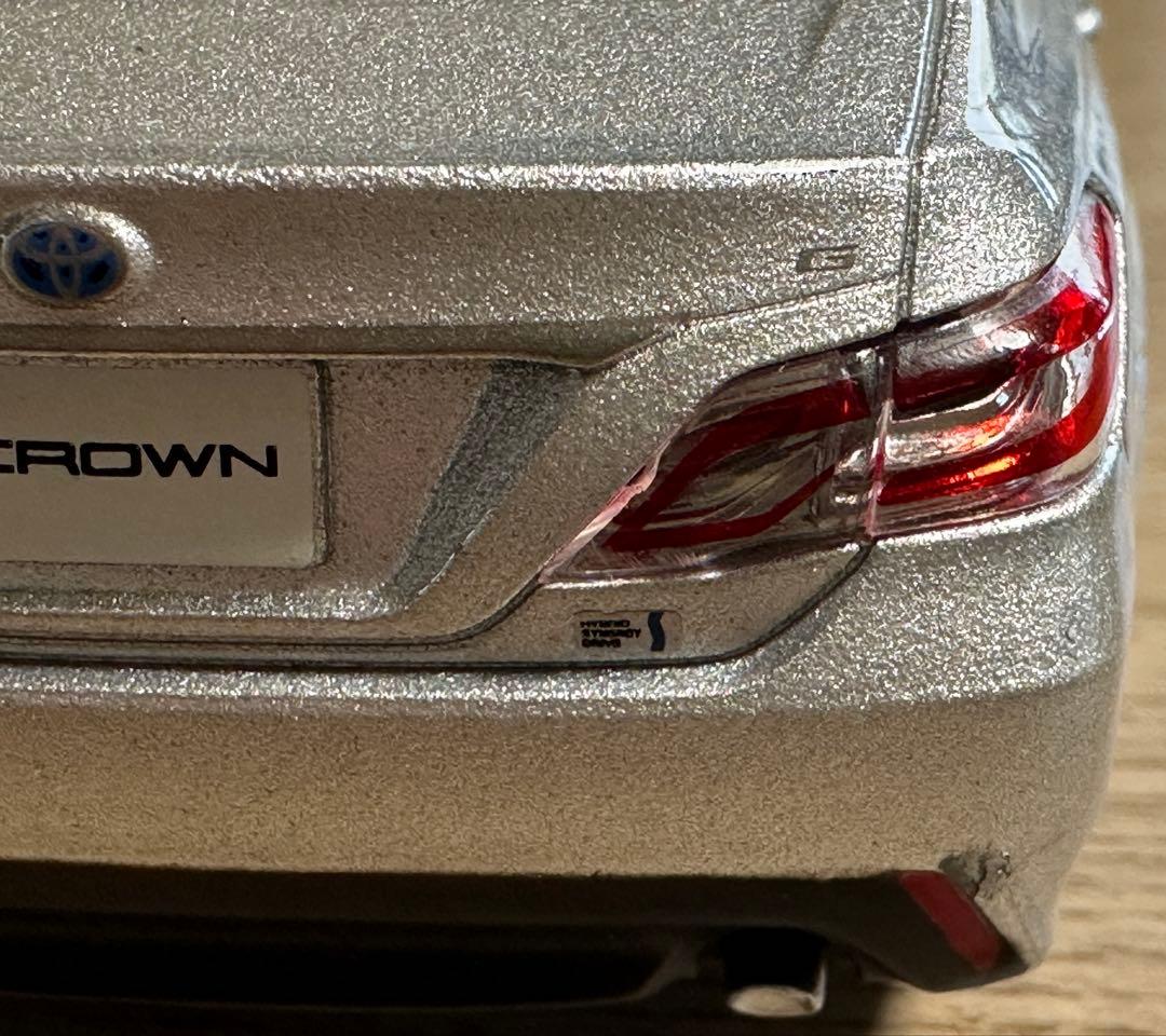 トヨタ CROWN クラウン 220系 G ミニカー シルバー カラーサンプル