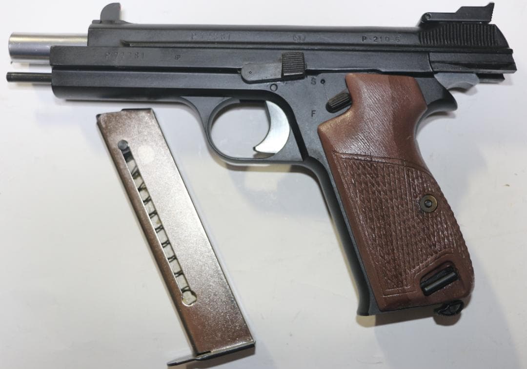 超希少タイトー製ＨＷ樹脂 モデルガン SIG　Ｐ２１０カスタム　SPG合法品