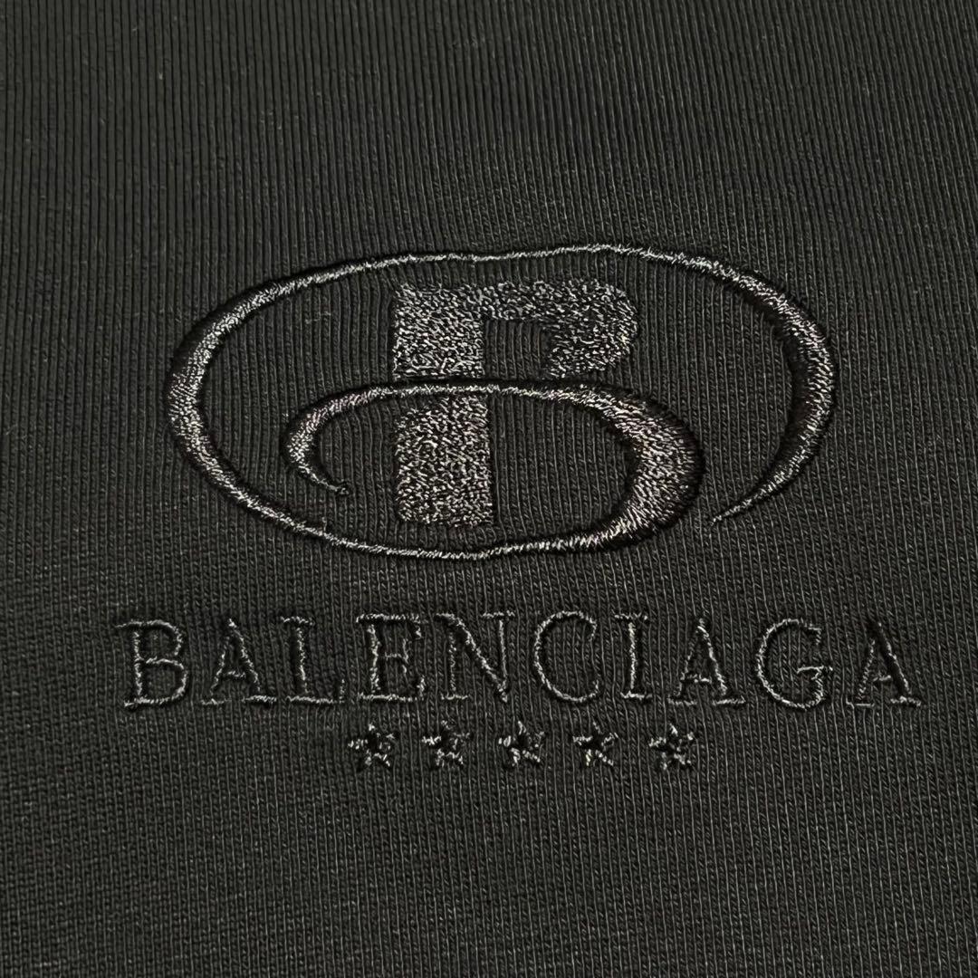【最高級・入手困難】 バレンシアガ 刺繍ロゴ ユニセックス 完売サイズ パーカー