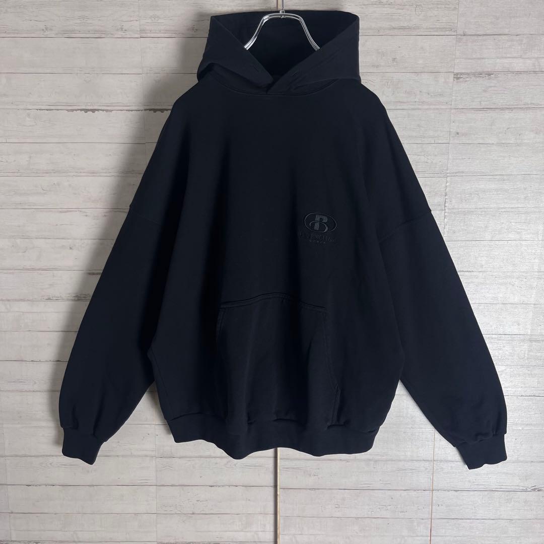 【最高級・入手困難】 バレンシアガ 刺繍ロゴ ユニセックス 完売サイズ パーカー