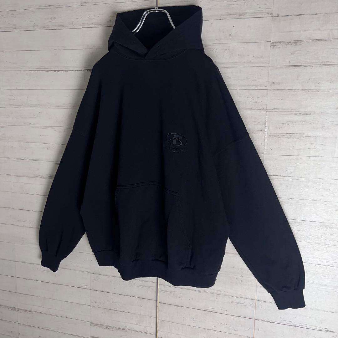 【最高級・入手困難】 バレンシアガ 刺繍ロゴ ユニセックス 完売サイズ パーカー