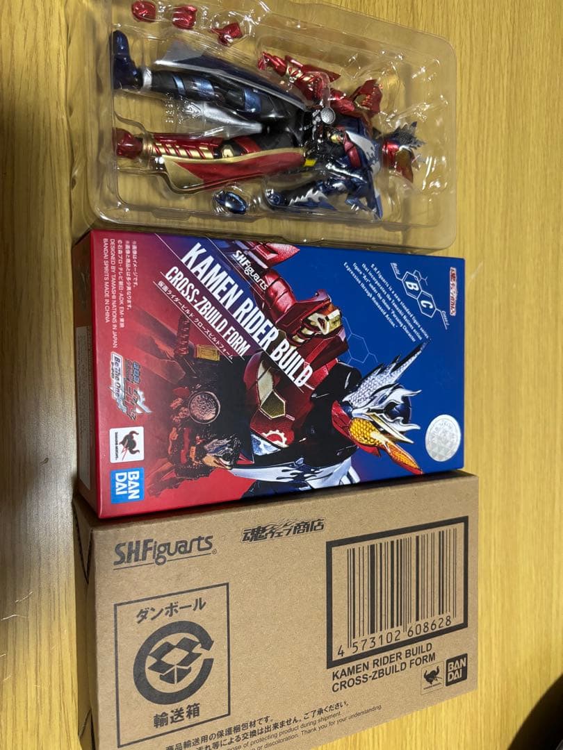 SHFiguarts 仮面ライダービルド クロスビルドフォーム