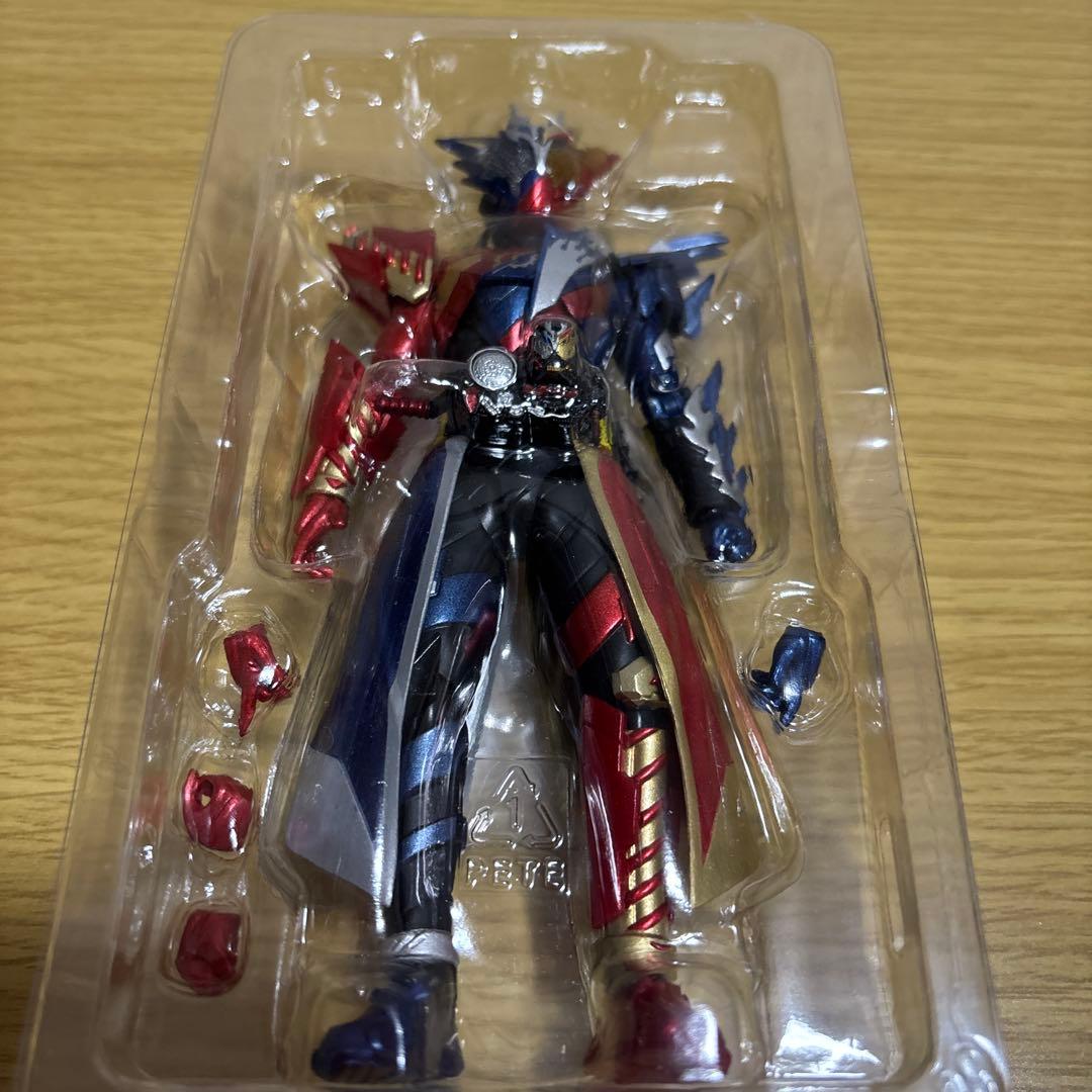 SHFiguarts 仮面ライダービルド クロスビルドフォーム