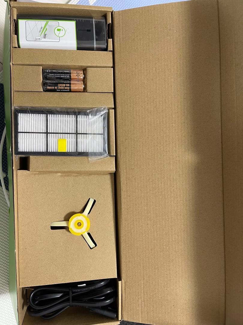 iRobot Roomba 960 本体