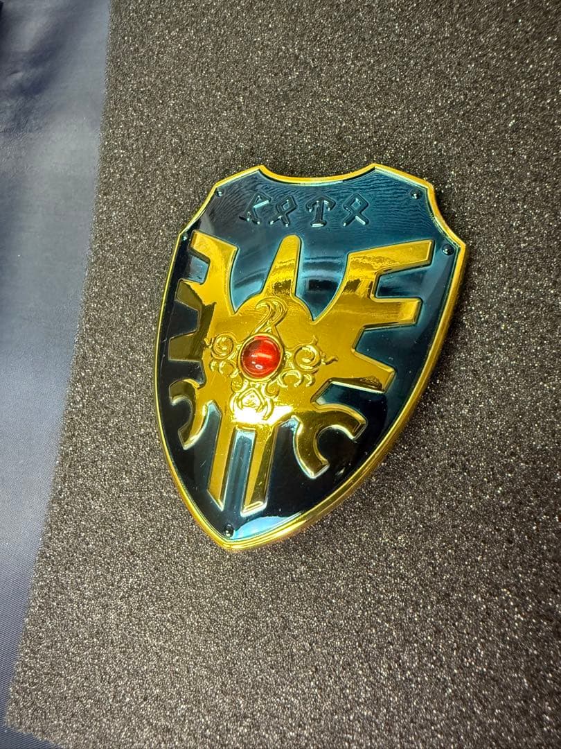 ドラゴンクエスト メタリックアイテムズギャラリー　 ロト／天空の剣＆盾 セット