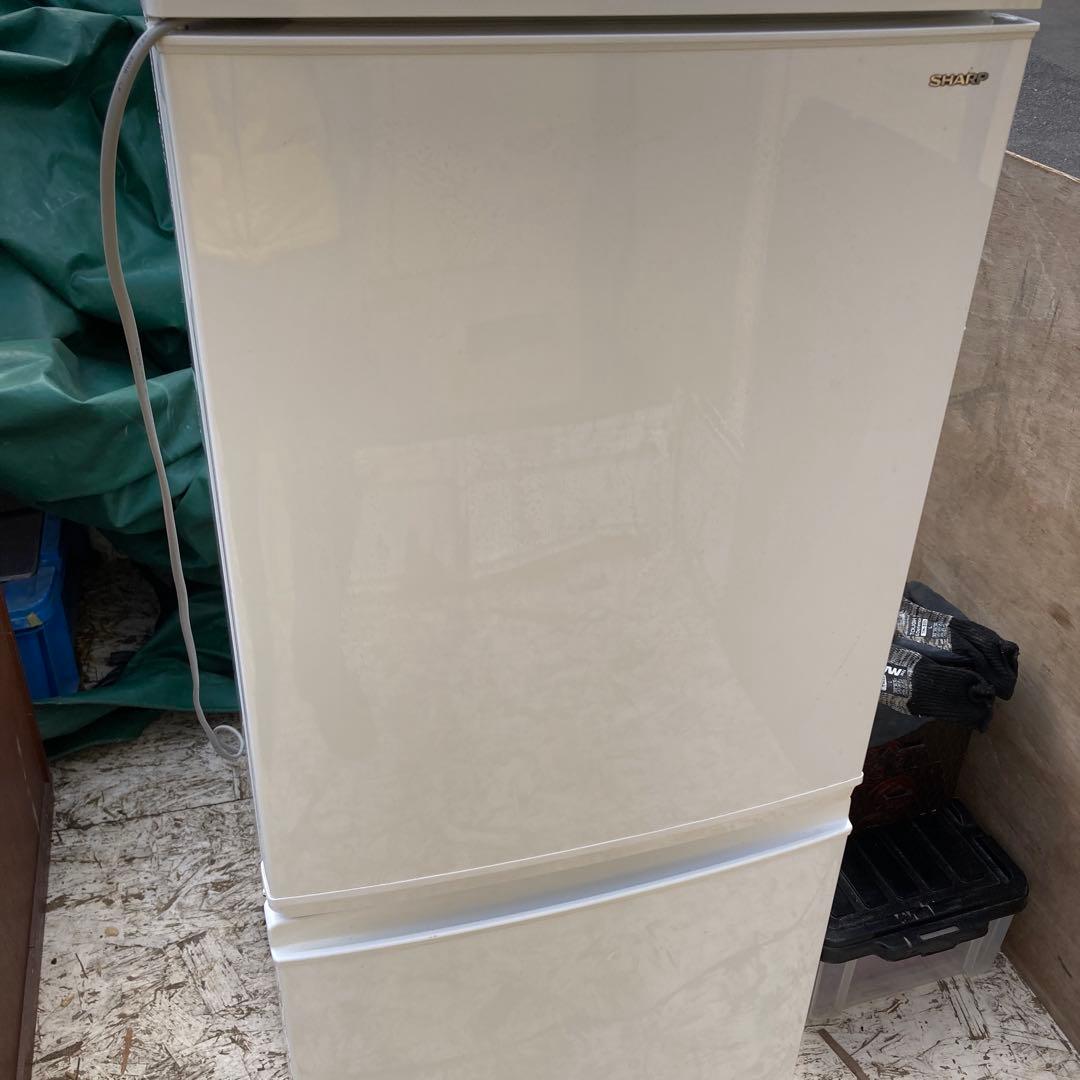SHARPシャープ冷蔵庫SJーDA14D2018年製神奈川県は藤沢市引き取り