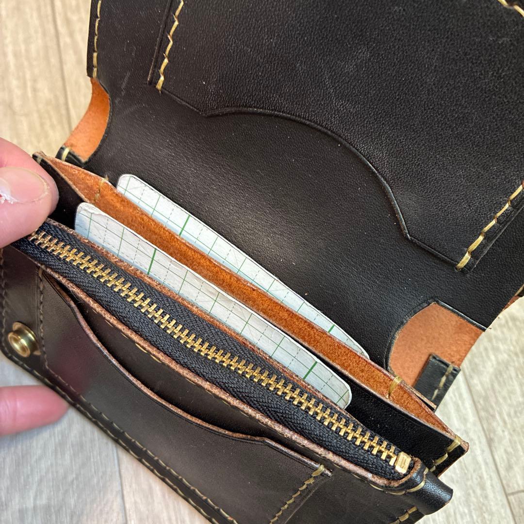 【茶芯ブラック】トラッカーウォレット　ミドル　真鍮　お札を折らずに収納　タイプA