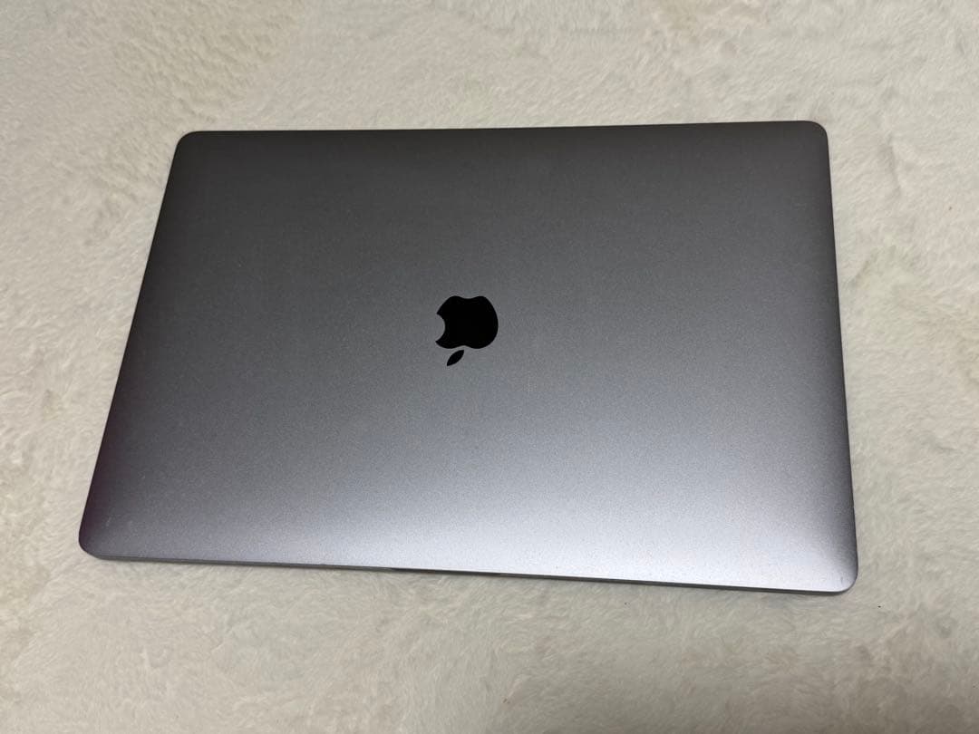 MacBook Pro 15インチ 2018 箱付き 16G 512G