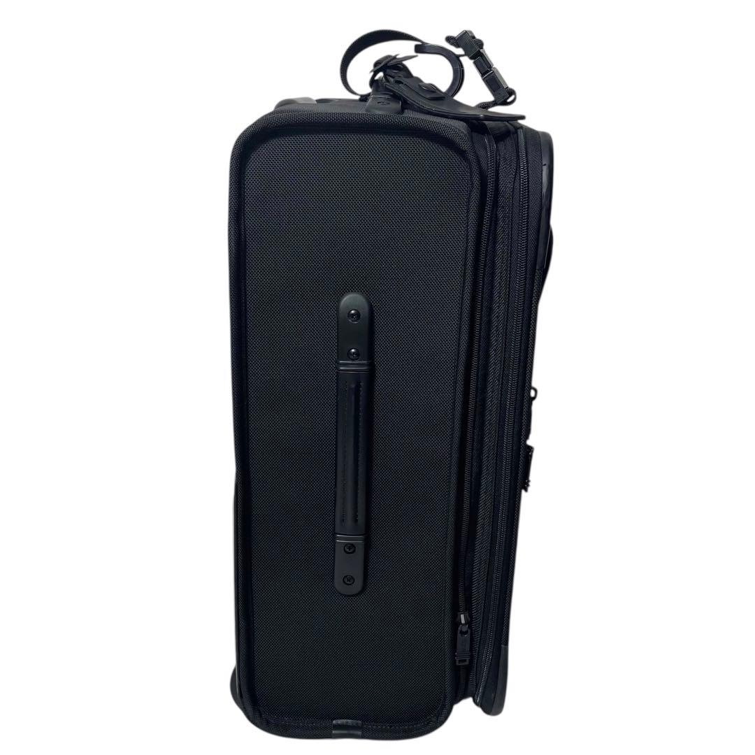 【美品】TUMI トゥミ キャリーケース 2268D3 機内持ち込み可　2輪