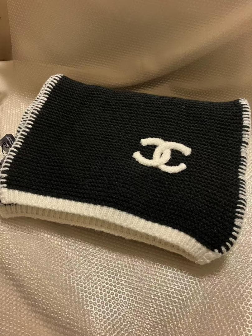 CCロゴ ニットマフラー ブラック/ホワイト♡ 新品未使用