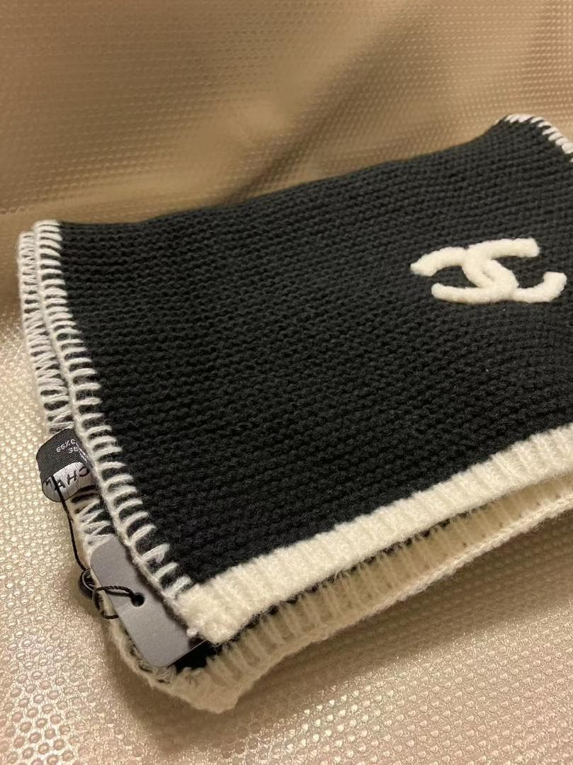 CCロゴ ニットマフラー ブラック/ホワイト♡ 新品未使用
