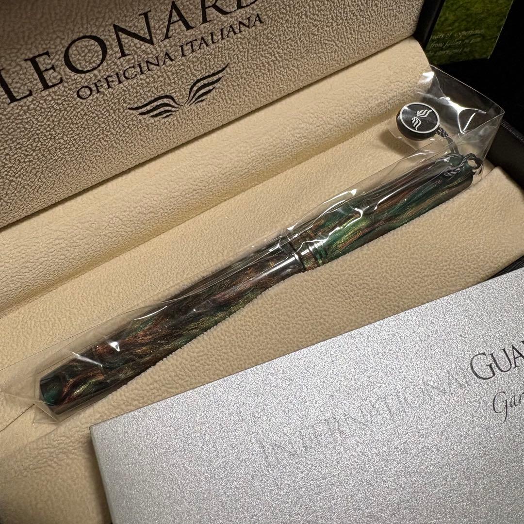 レオナルド モーメントゼロ 限定 Foresta umbraペン先 スチール F