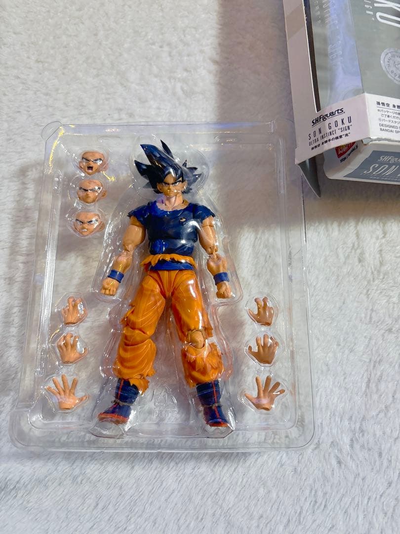 S.H.Figuarts 孫悟空 身勝手の極意兆 ドラゴンボール フィギュアーツ