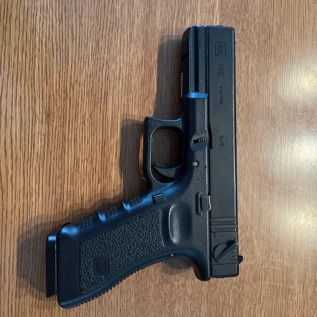 東京マルイ　ガスブローバックグロック18c