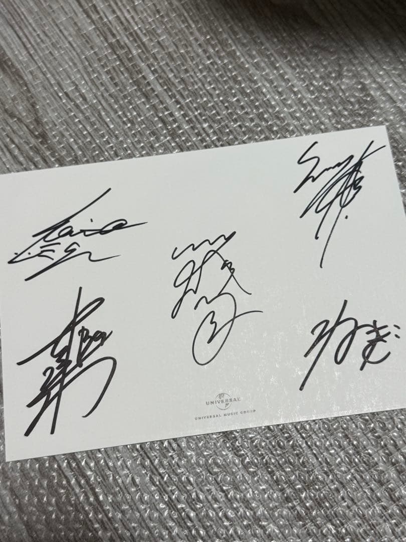 Novelbright サイン