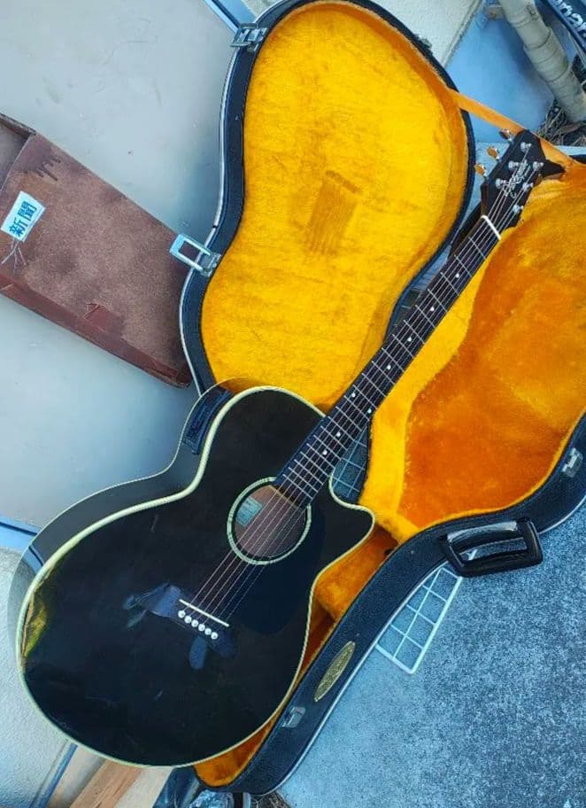 美品 Takamine T−E 14 STB プリアンプ付きエレアコ H/C付