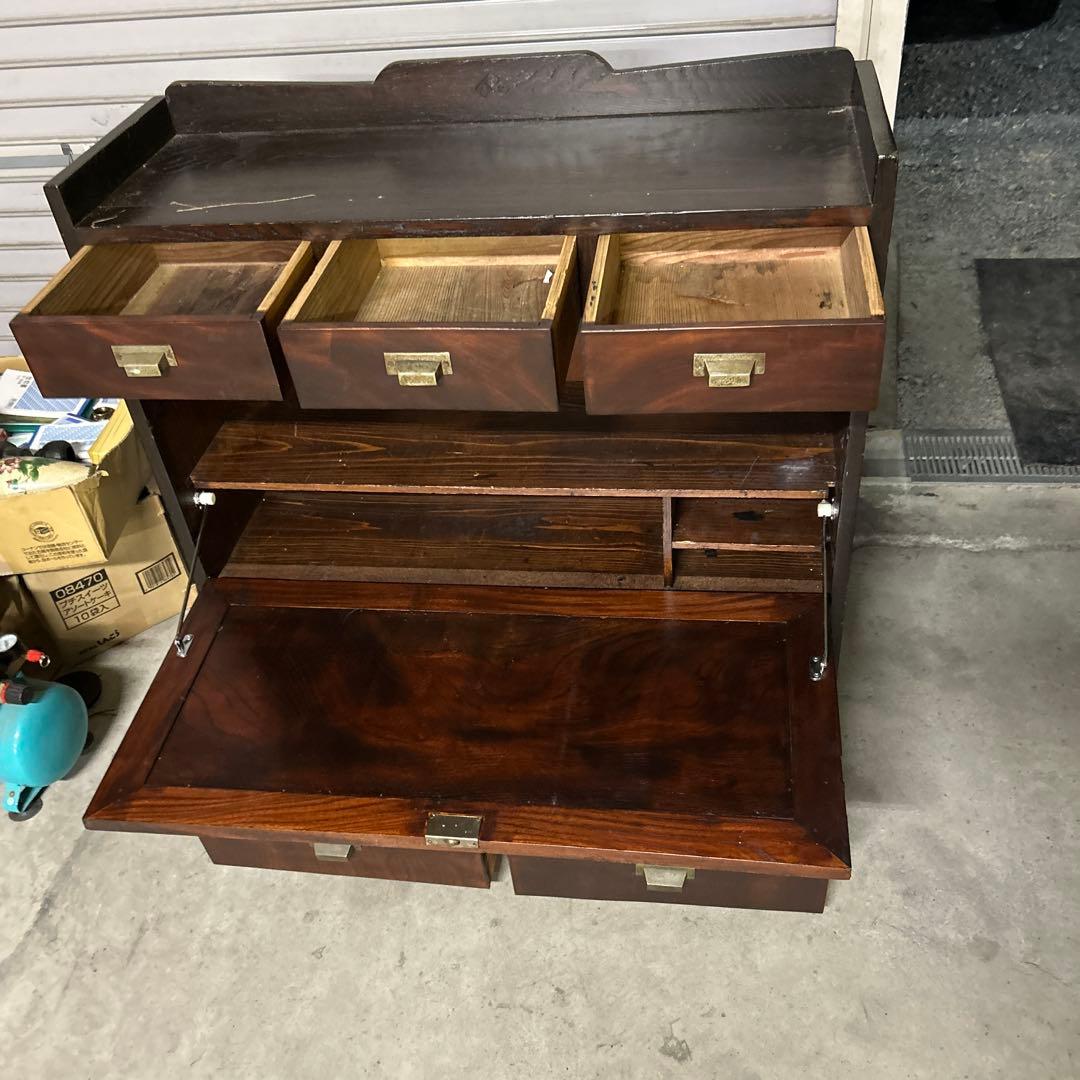 古く味のある木製の引き出し5杯　チェスト　昭和レトロ　古家具　古民家　時代家具