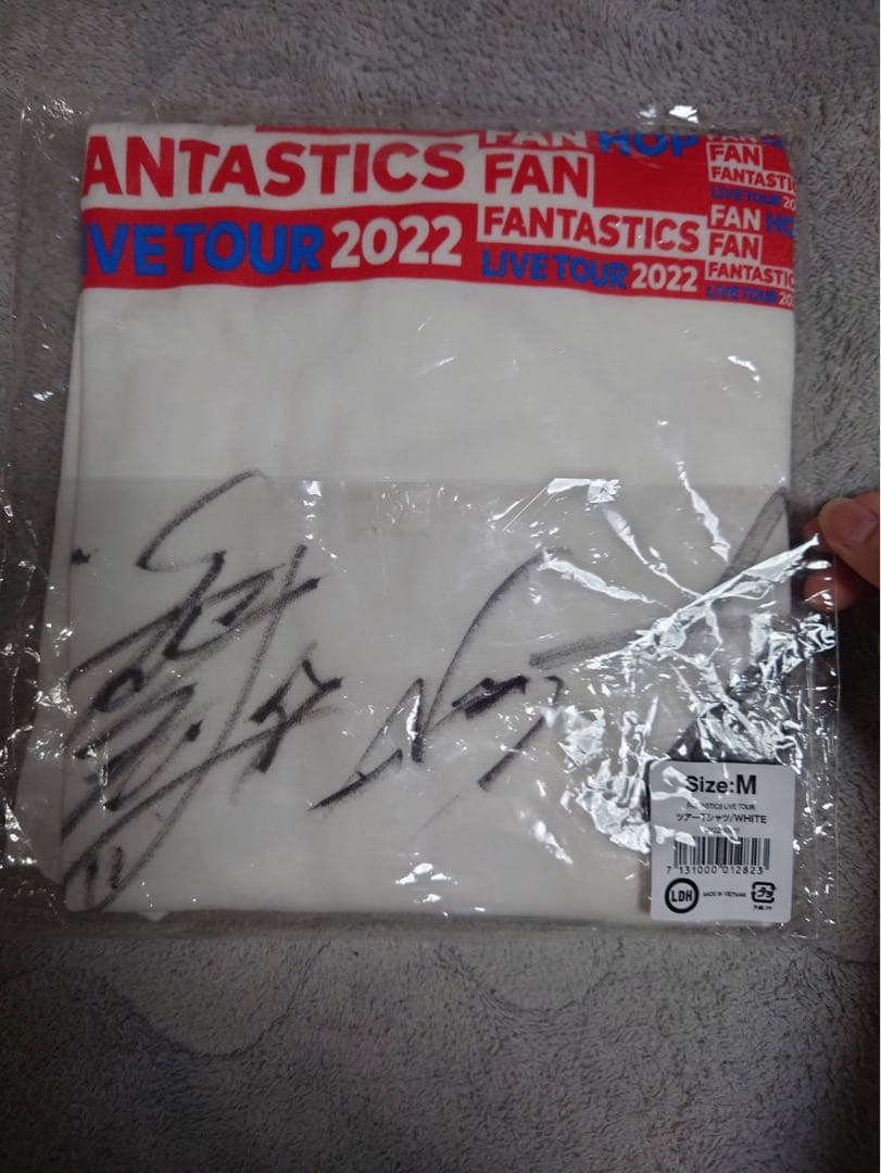 FANTASTICS サイン入りTシャツ　フラッグ　マスクケース