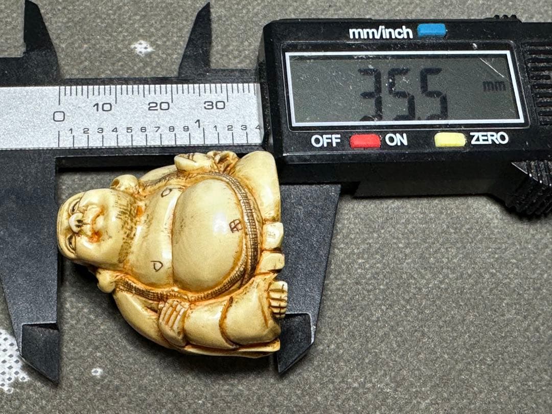 極上　根付　仏像　天然素材　アンティーク　和彫　置物　骨董　飾り物　古美術品
