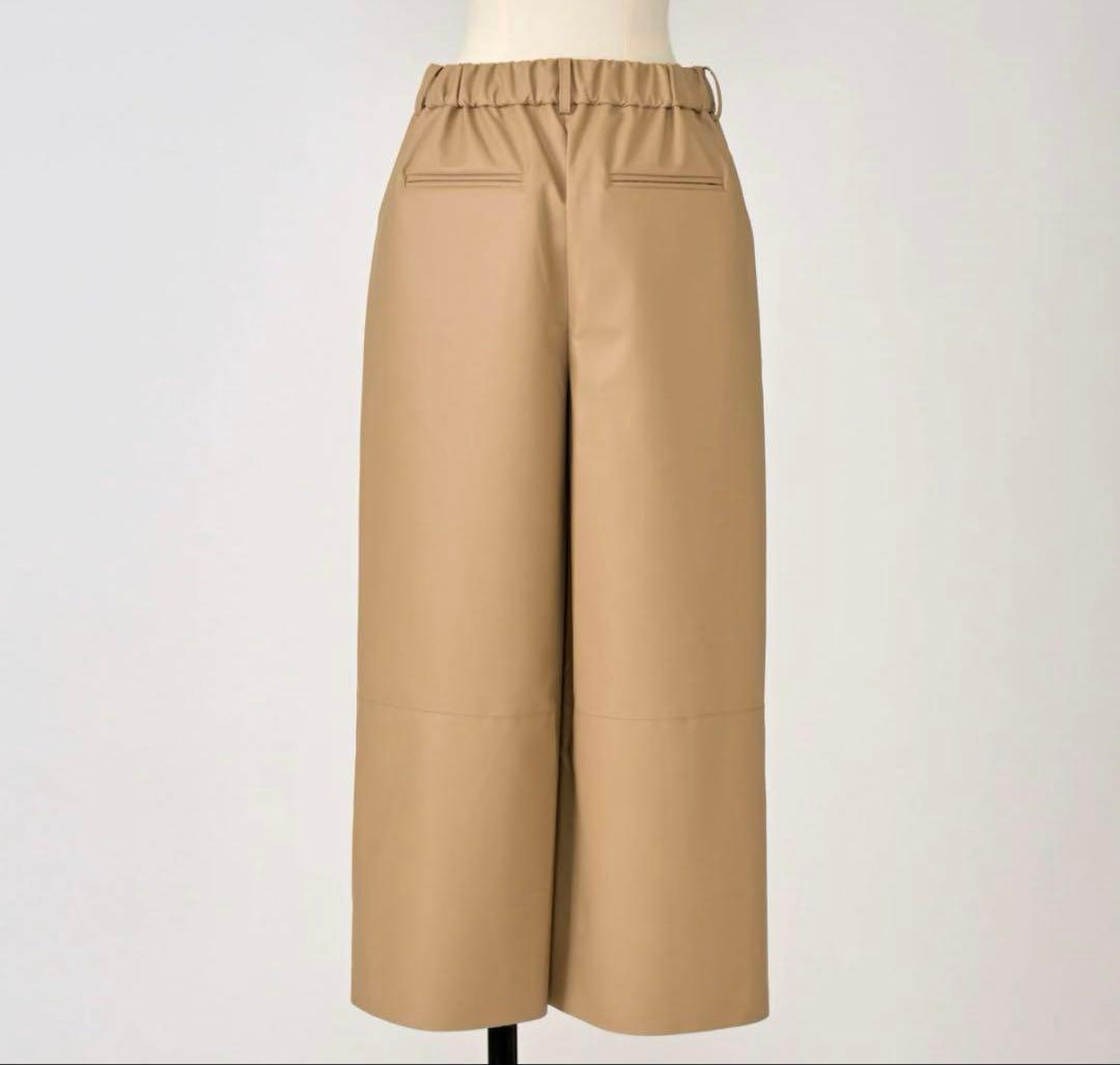 限定価格【美品】Heve ラバーパンツ、38サイズ、キャメル