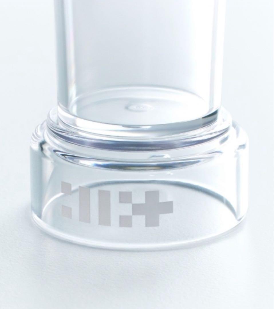 ILLIT　ペンライト　トレカ付き　公式　新品未開封　アイリット