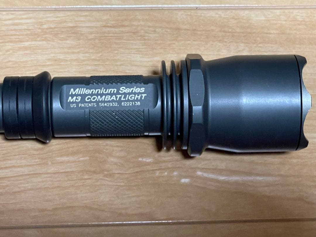 【SUREFIRE】 M3 Millenium Combat Lightセット