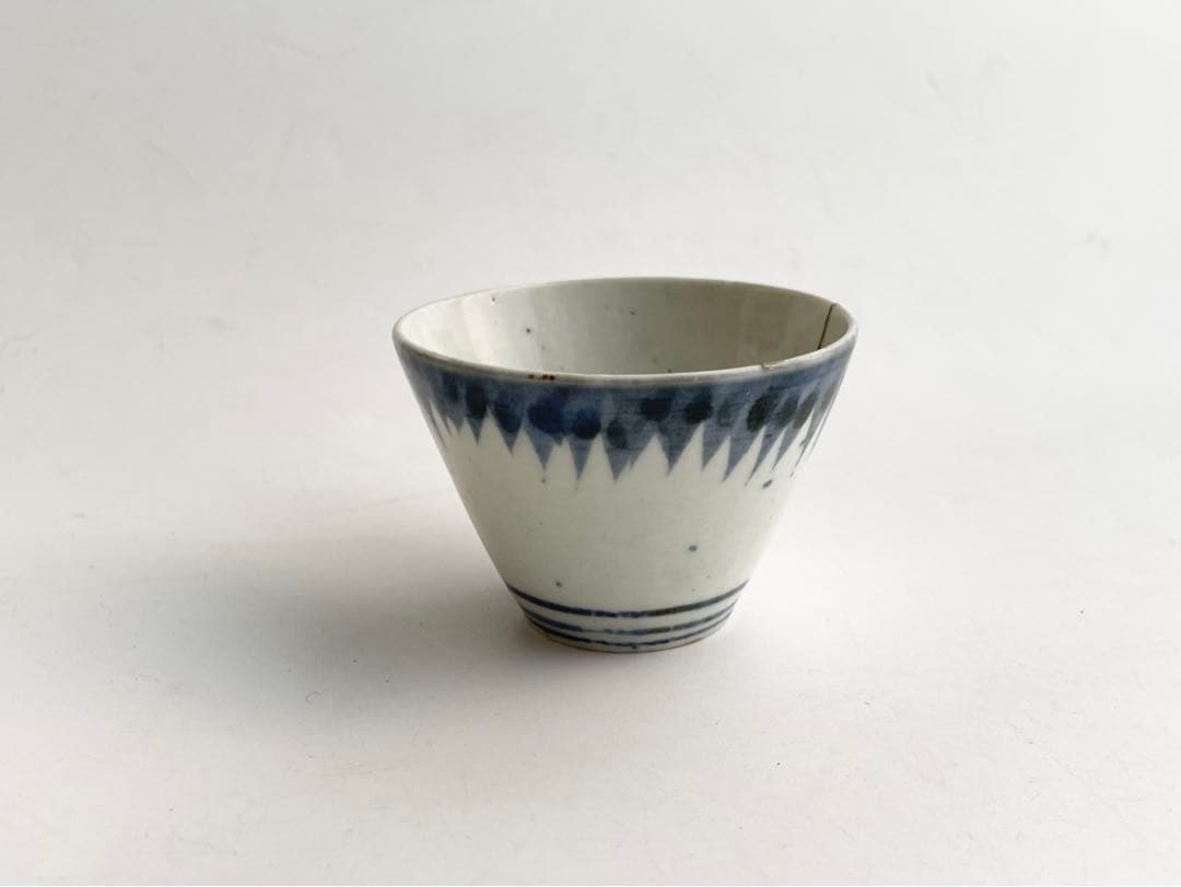 骨董　アンティーク　古伊万里　染付　雨降文様　蕎麦猪口　フリーカップ　酒器