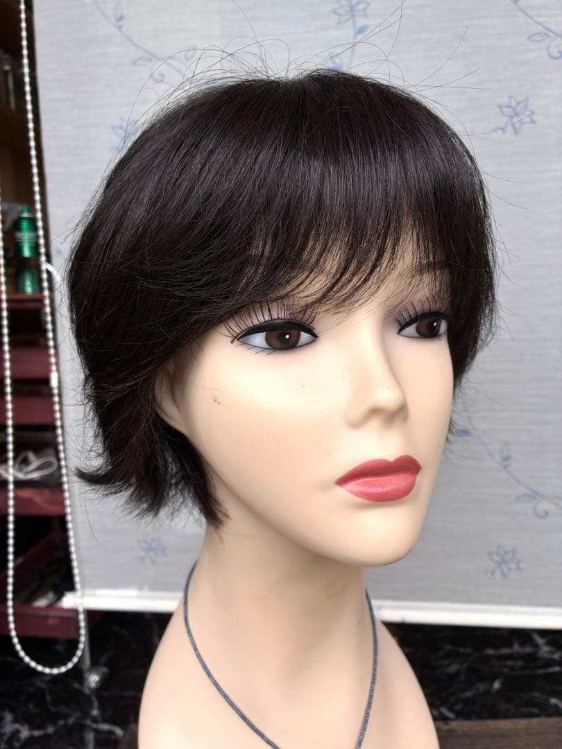 ショートウイッグ　前髪あり