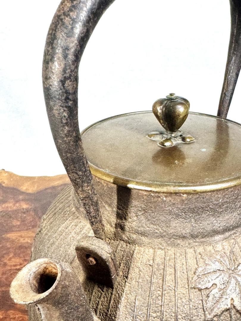 明治時代 金寿堂 描金銀葉 唐銅蓋鉄瓶 本体在銘 急須 茶壺 稀少WWST038