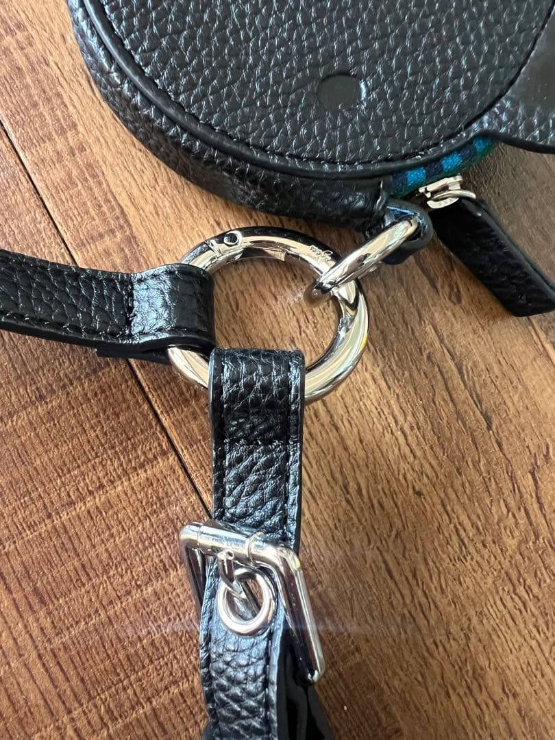 familiar ajew カラビナ ショルダーストラップ