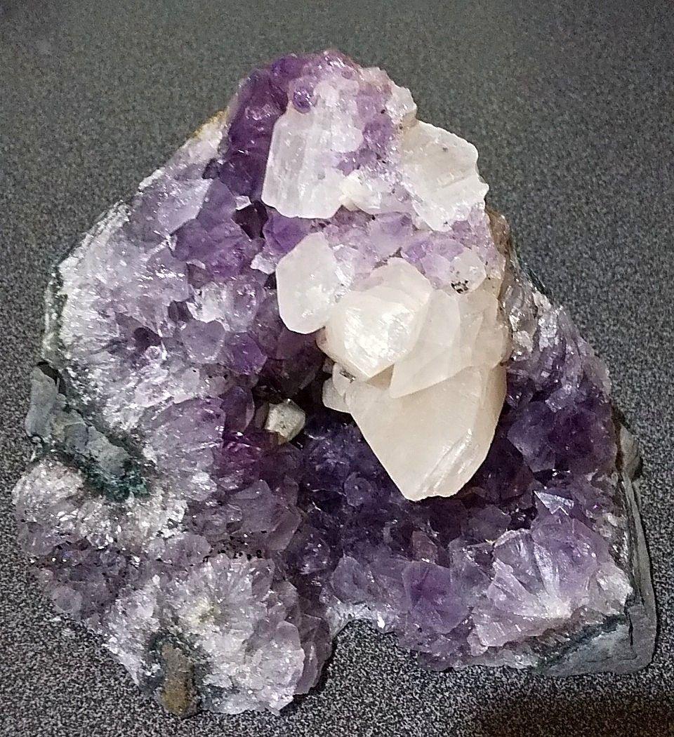 アメジストドーム カルサイト共生 原石大