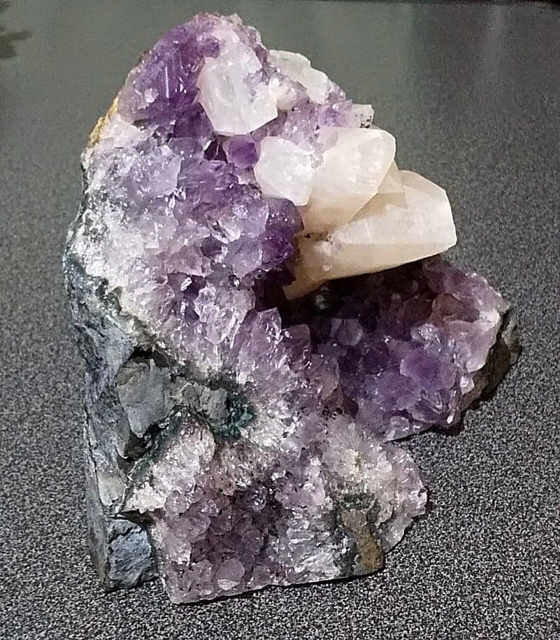 アメジストドーム カルサイト共生 原石大