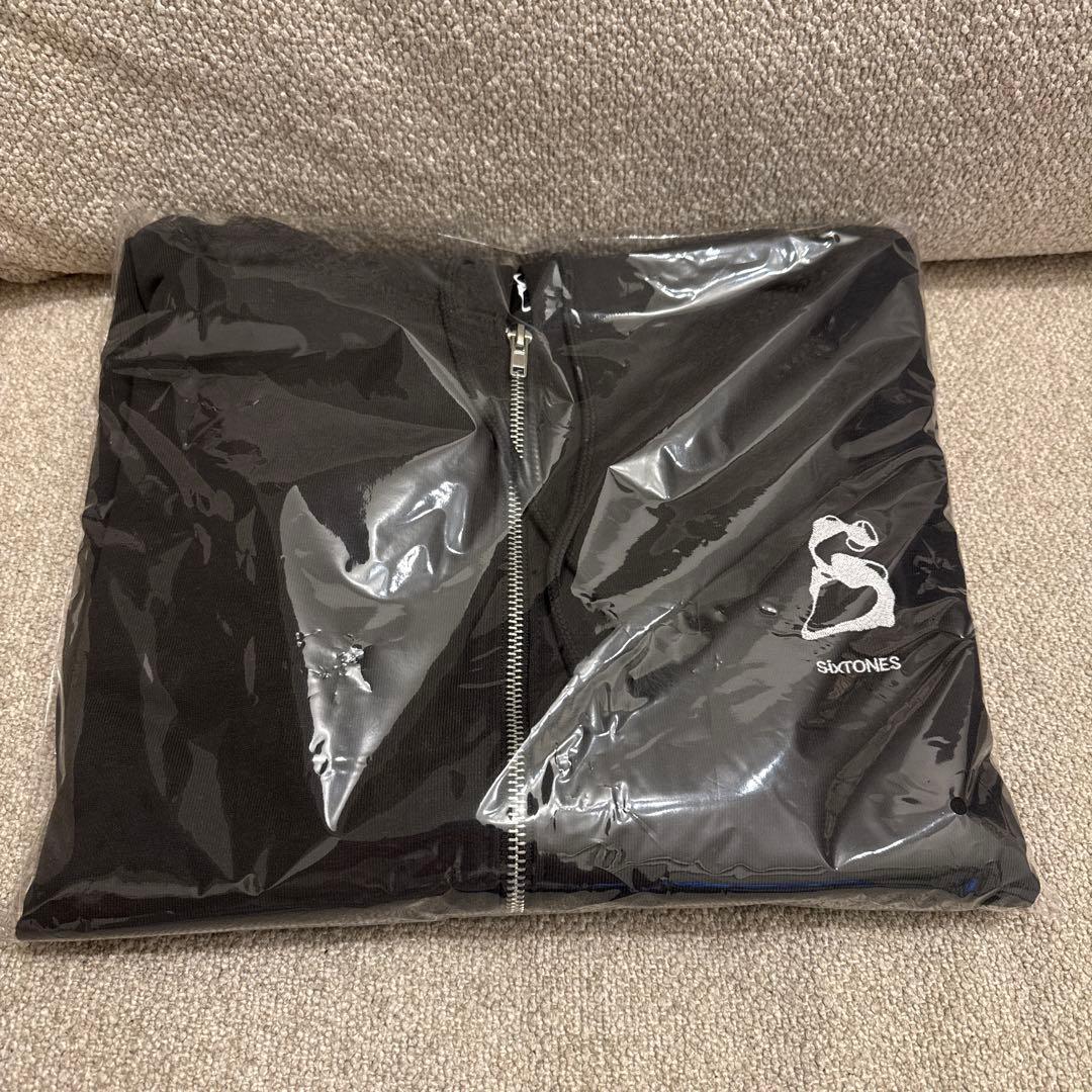 MILESixTONES ジップアップパーカー