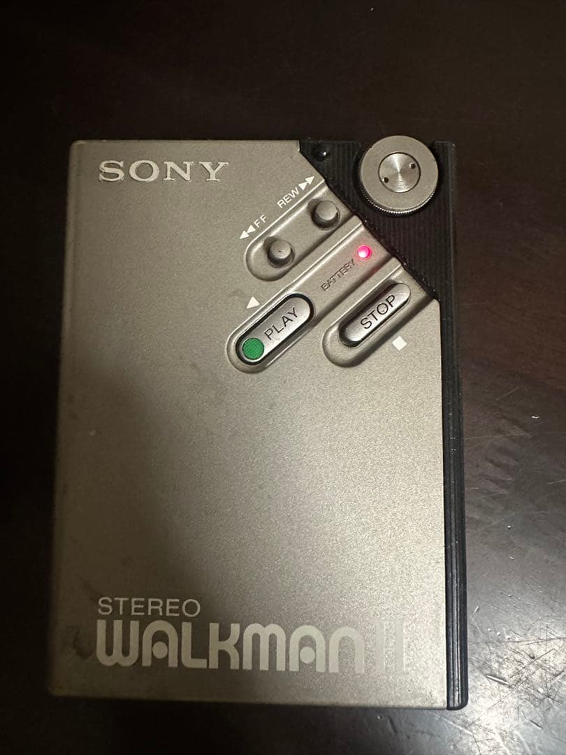 ジャンク　SONY カセットウォークマン WM-2 シルバー