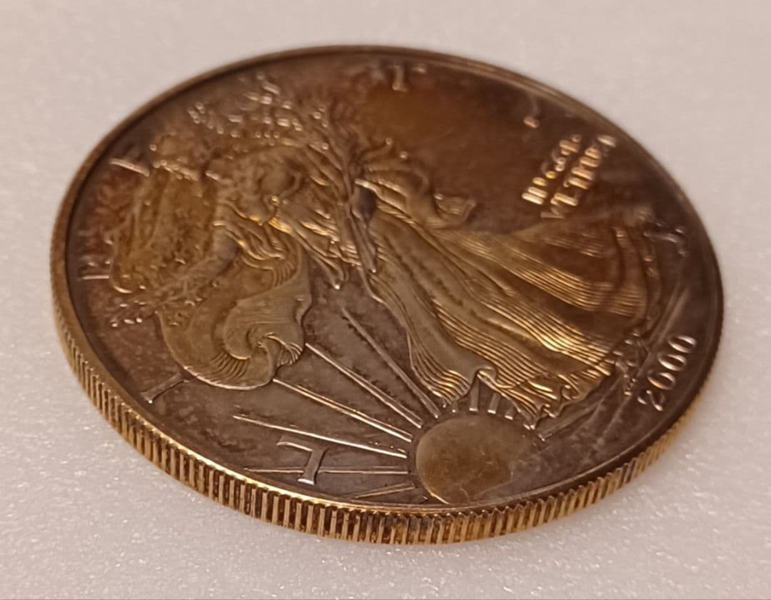 独特の輝き 2000年 アメリカ イーグル銀貨 純銀(.999)