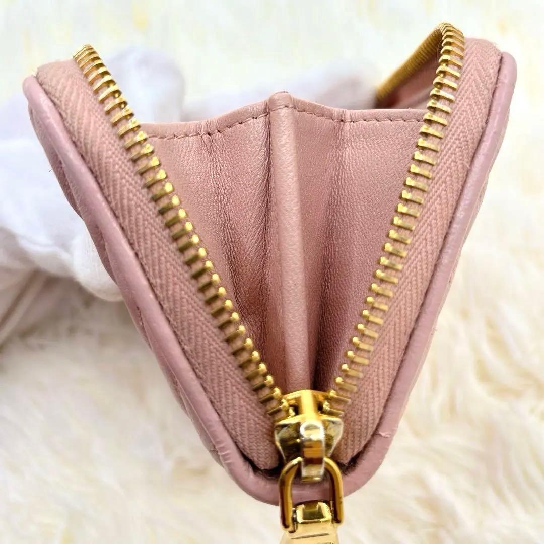 美品✨ミュウミュウ ケース ナッパインプントゥーレ マテラッセ ピンク