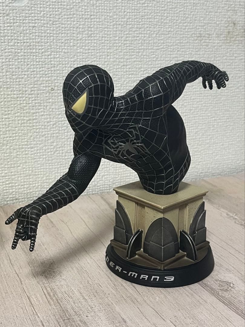 日本限定　スパイダーマン ミニバスト　ブラックバージョン　胸像