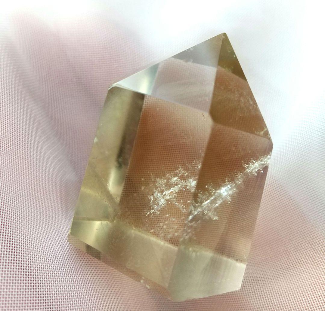 光の魔法❇️可愛い虹入り シトリン 六角柱