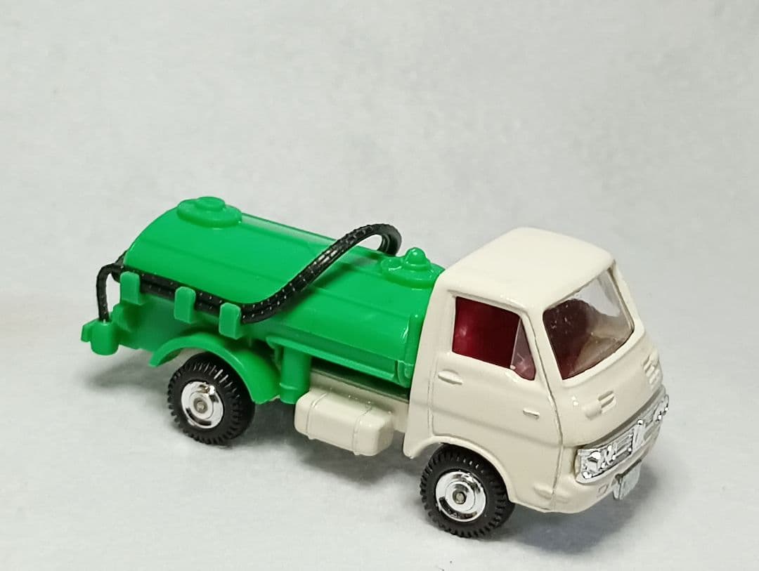 黒箱 トミカ いすゞエルフ バキュームカー 箱有 当時物