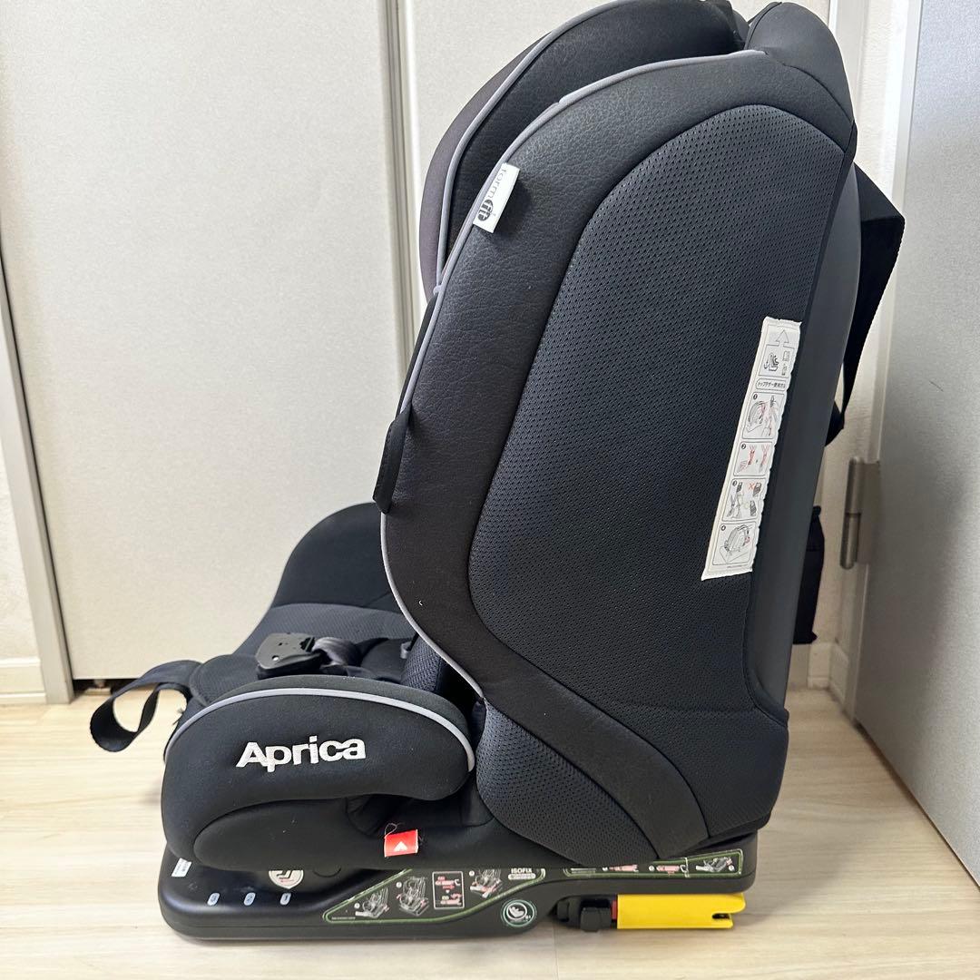極美品　アップリカ　Aprica フォームフィット formfit isofix