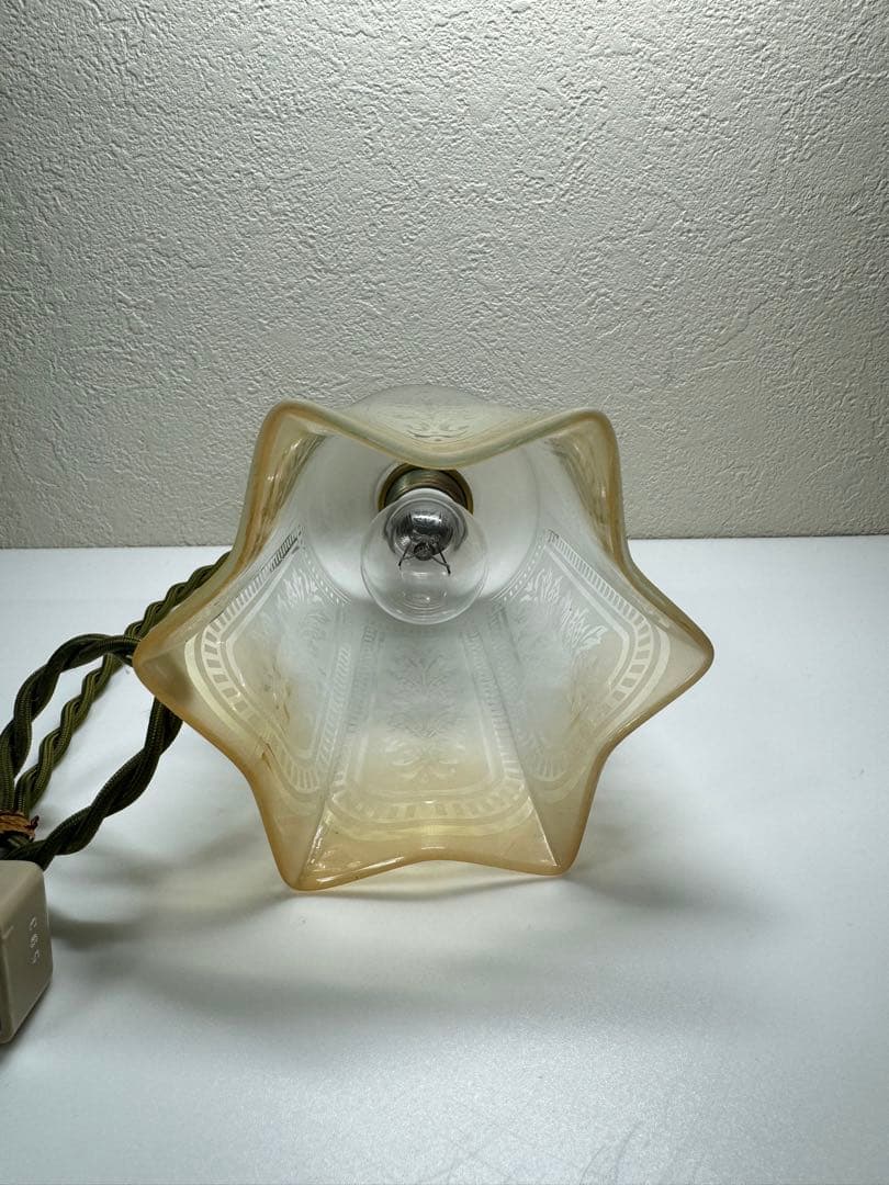 レトロ ガラス ペンダントライト 吊り下げTOSHIBA製